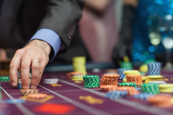 Discover Blackjack and Poker Formats Through เว็บคาสิโนออนไลน์ for Casino Fans