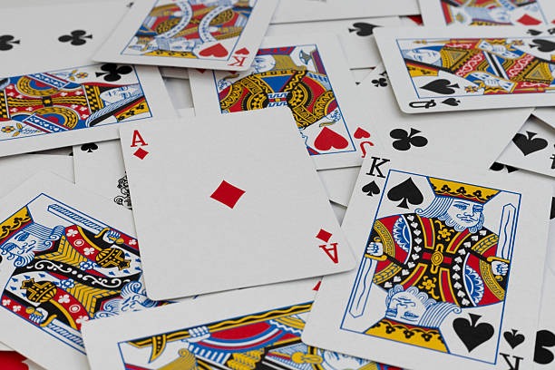 How Online Casino Singapore Websites Display Their Game Categories